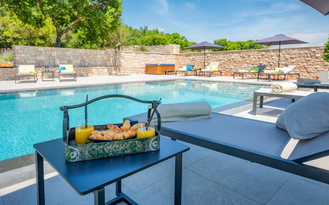 Relais And Wine San Tommaso (Adults Only) Hotell Bale Exteriör bild